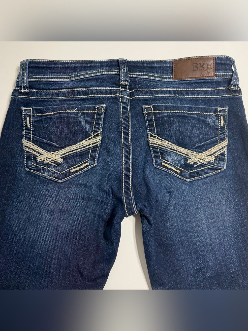 BKE Sabrina Jeans Womens 26 29x25 Dark Wash Low Rise Bootcut Hemmed Petite - Picture 5 of 12